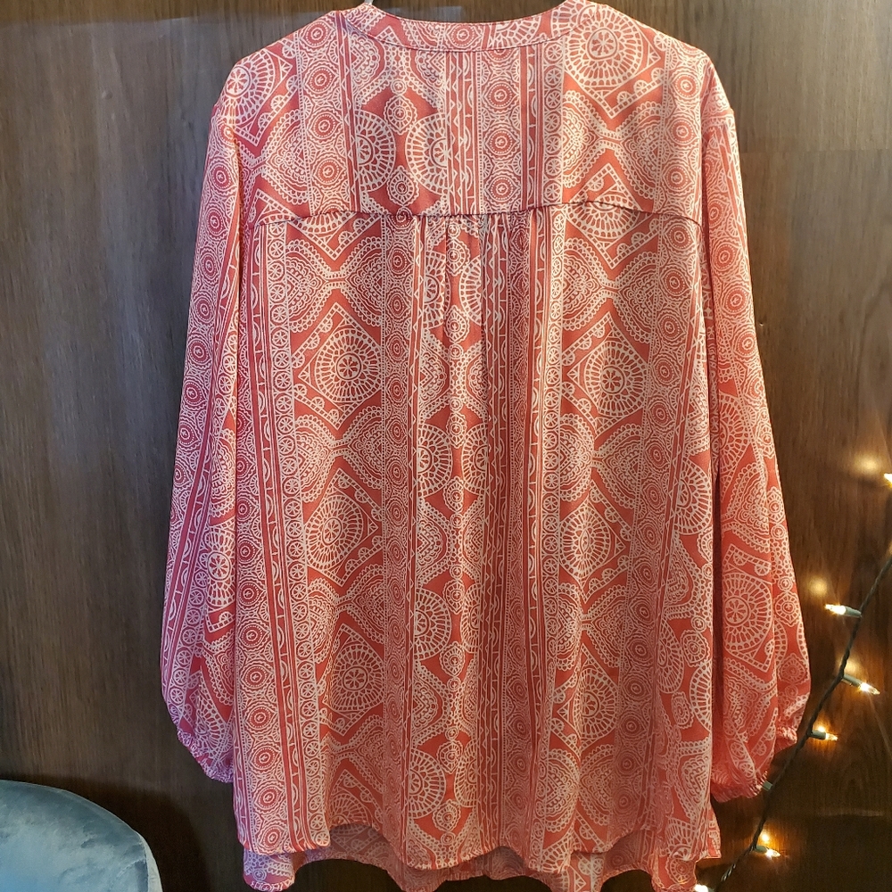 Terra & Sky Pink and White printed long sleeve top with tie - Picture 3 of 6